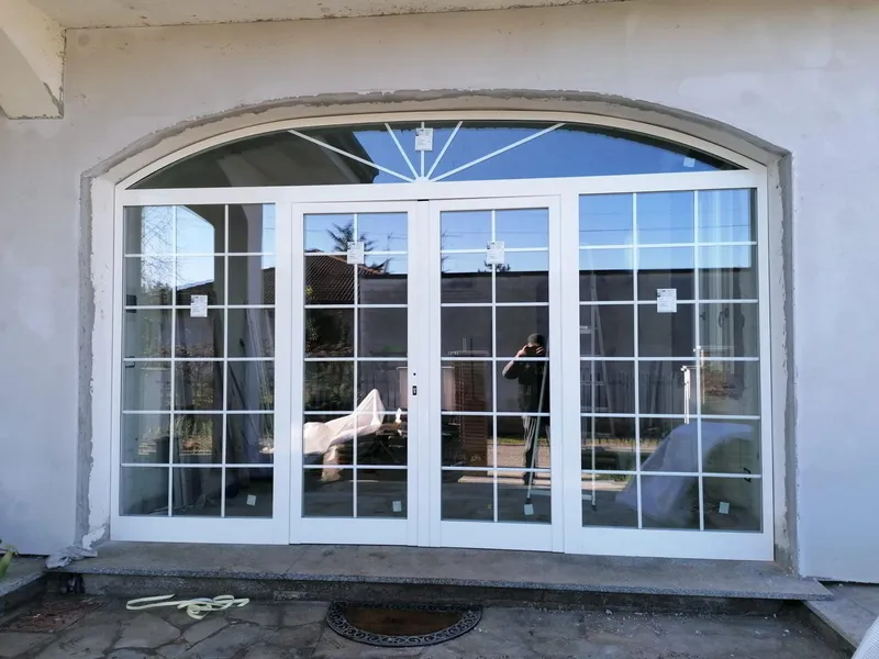 Sostituzione vetri finestre